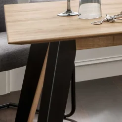 Outlet Wohnen Asteiche Esstisch mit Schweizer Kante - Clenza