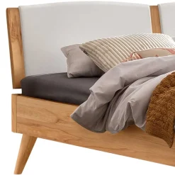 Wohnen Bett aus Wildbuche massiv mit Kunstleder - Syanta