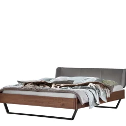 Online Wohnen Bett im Industrial Design aus Nussbaum in Braun - Murphy