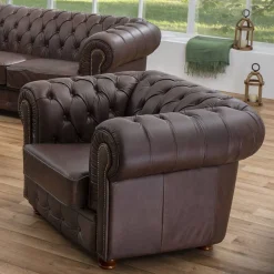 Discount Wohnen Brauner Chesterfieldsessel mit Lederbezug - Pluna