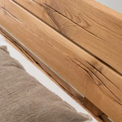 Clearance Wohnen Designbett aus Eichenbalken mit Metallfüßen - Frenanda