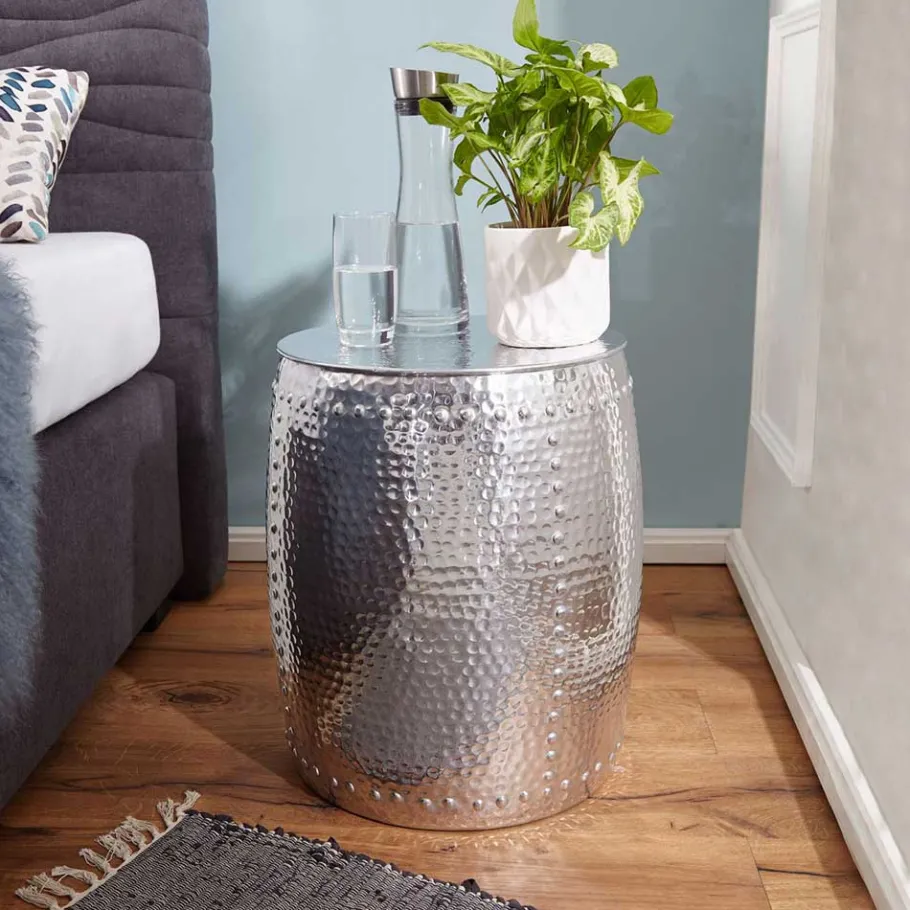 Best Wohnen Handgearbeiteter Alu-Beistelltisch in Silber - Wake