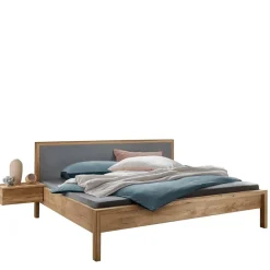 Sale Wohnen Holzbett aus Wildeiche in 140x200 cm - Martinez