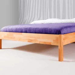 Online Wohnen Holzbett Middle aus Kernbuche Massivholz