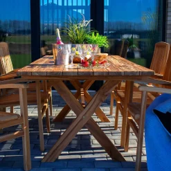 Outlet Wohnen Massiver Gartentisch aus Teak Recyclingholz - Mailandro