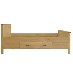 Discount Wohnen Massives Bett im klassischen Design - Piatra