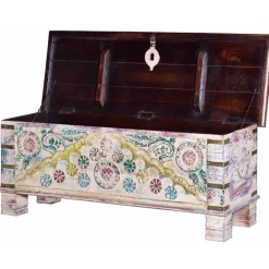 New Wohnen Massivholz Truhe im Boho Style - Akeno