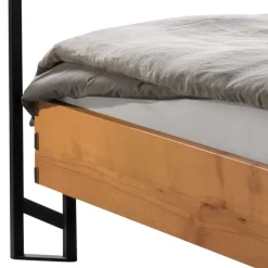 Discount Wohnen Modernes Himmelbett aus Wildbuche mit Metallgestell - Flyma
