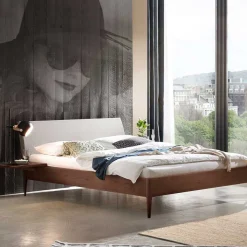 Discount Wohnen Nussbaum Doppelbett mit Stoff Kopfteil - Filippo