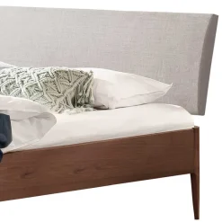 Discount Wohnen Nussbaum Doppelbett mit Stoff Kopfteil - Filippo