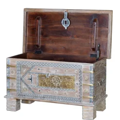 Outlet Wohnen Orient Design Truhe in Antikweiß mit Bronze - Abraham