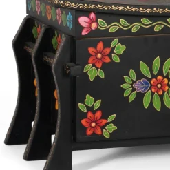 Hot Wohnen Schwarze Truhe mit bunter Blumen Malerei - Sacrala