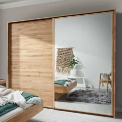 Discount Wohnen Schwebetürenschrank aus Wildeiche mit Spiegel - Divnoi