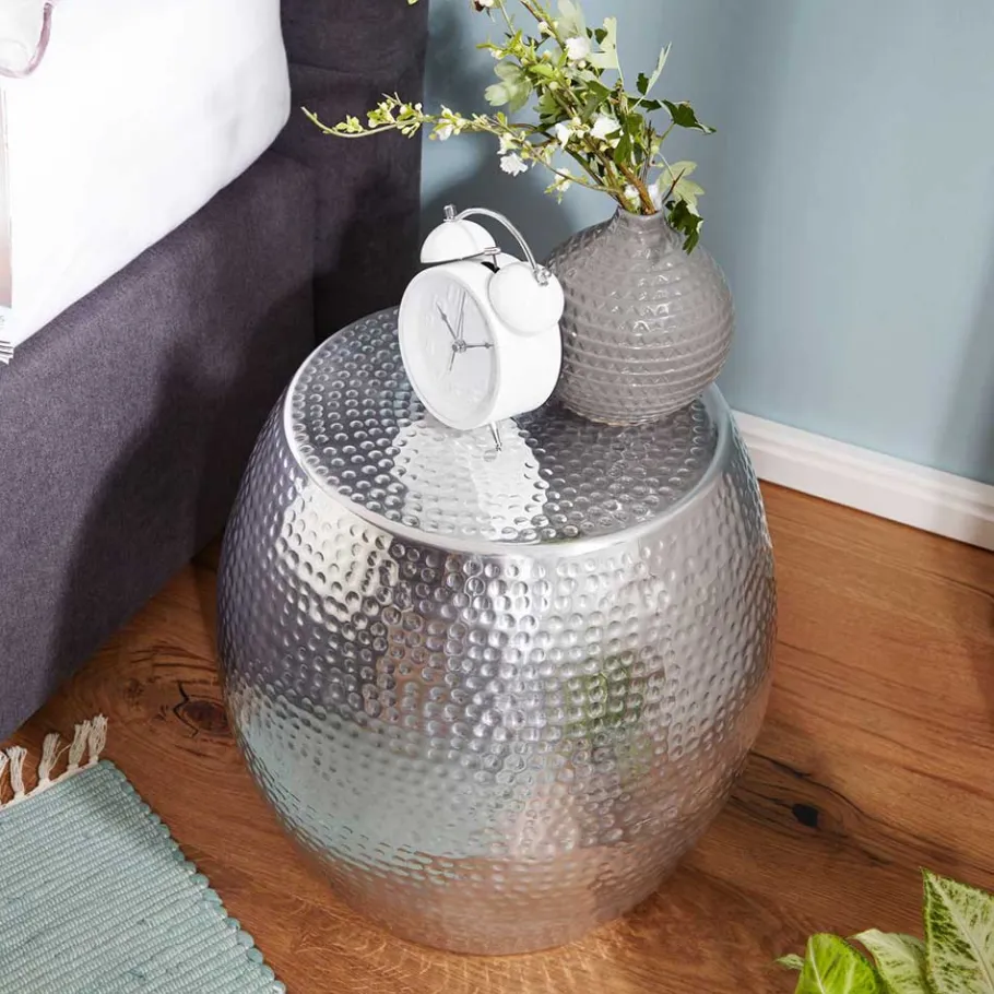 Discount Wohnen Silberner Beitisch aus Aluminium - Moyico