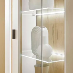 Online Wohnen Vitrine mit LED Licht und Metallgriff - Racelyn
