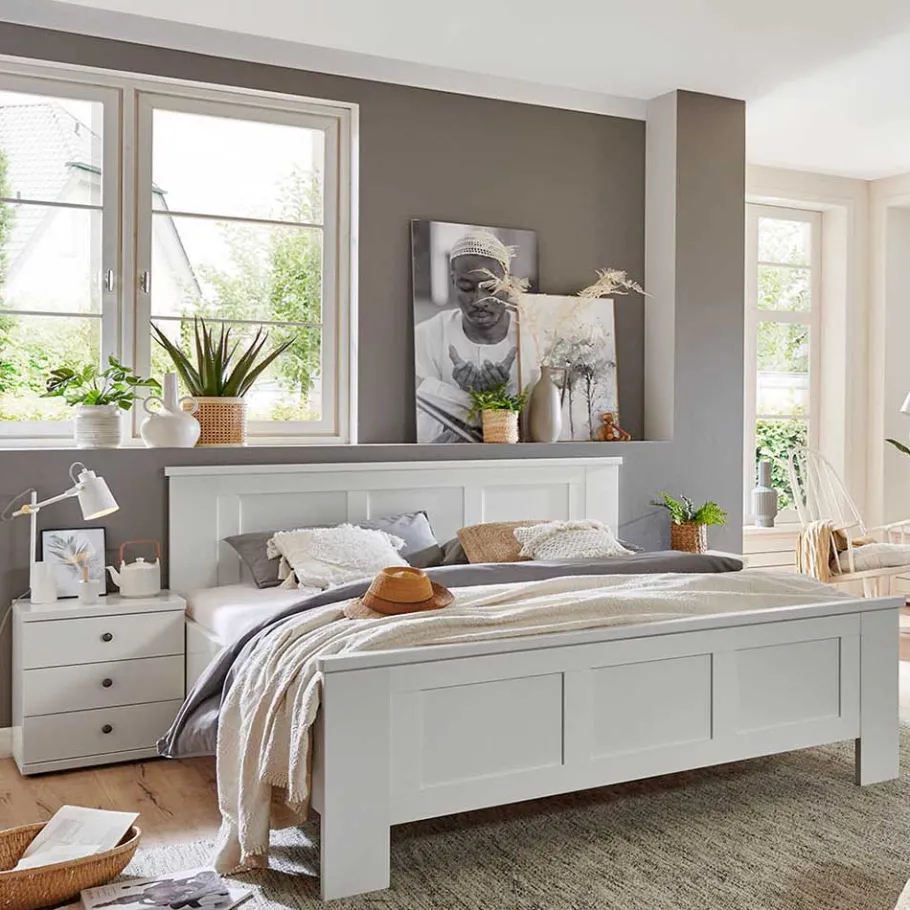 Wohnen Weißes Doppelbett im Landhaus Look - Flinn