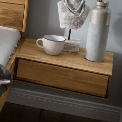 Best Wohnen Wildeiche Bett auf Schwebesockel - Manoz (dreiteilig)