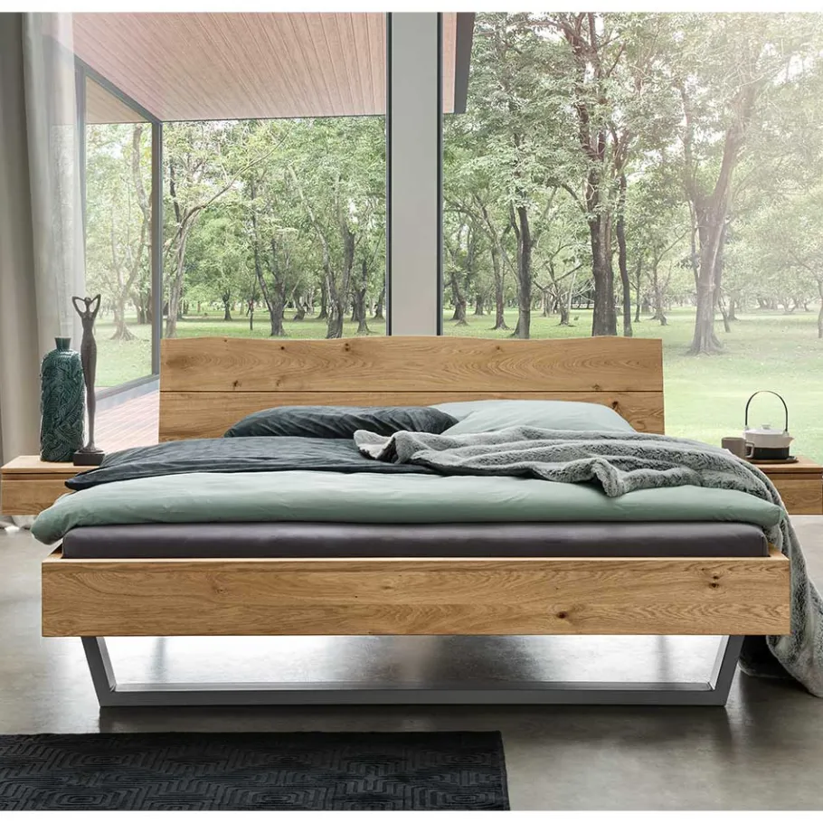 Outlet Wohnen Wildeiche Bett mit Kufen & Nachttische - Yunves (dreiteilig)