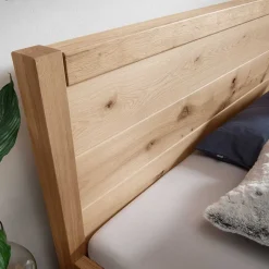 Outlet Wohnen Wildeiche Doppelbett mit Holzkopfteil - Adeira
