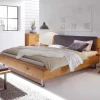 Wohnen Wildholz Bett Housten mit Bügelgestell aus Metall