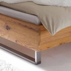 Wohnen Wildholz Bett Housten mit Bügelgestell aus Metall