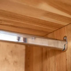 Sale Wohnen Zweifarbiger Kleiderschrank aus Eiche massiv - Agusto